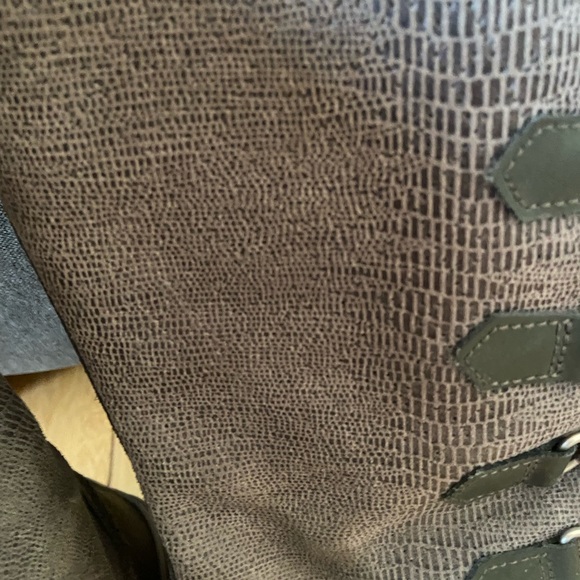 Sorel boots - Picture 3 of 5